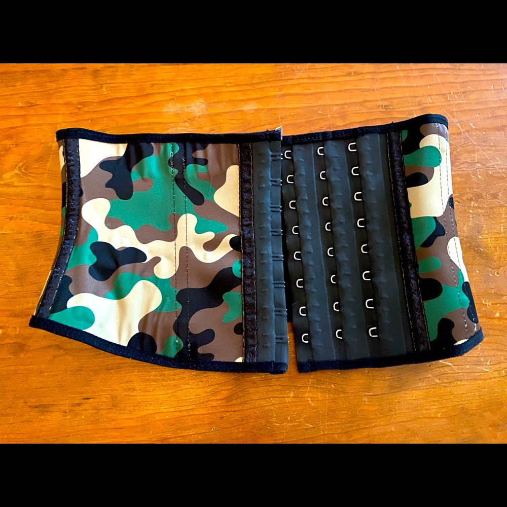 8” Gym Waist Trainer - Super Short